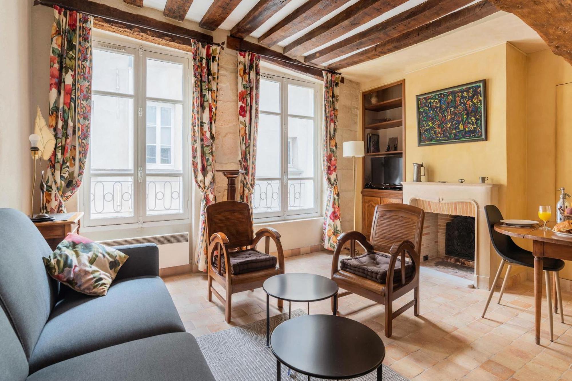 Bnbnova - Latin Quarter - Pantheon & Luxembourg Gardens Apartment